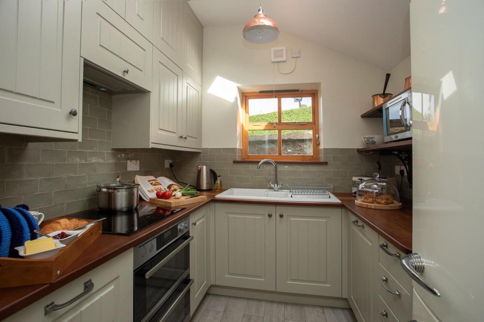 Holiday home Uwch-y-mor *