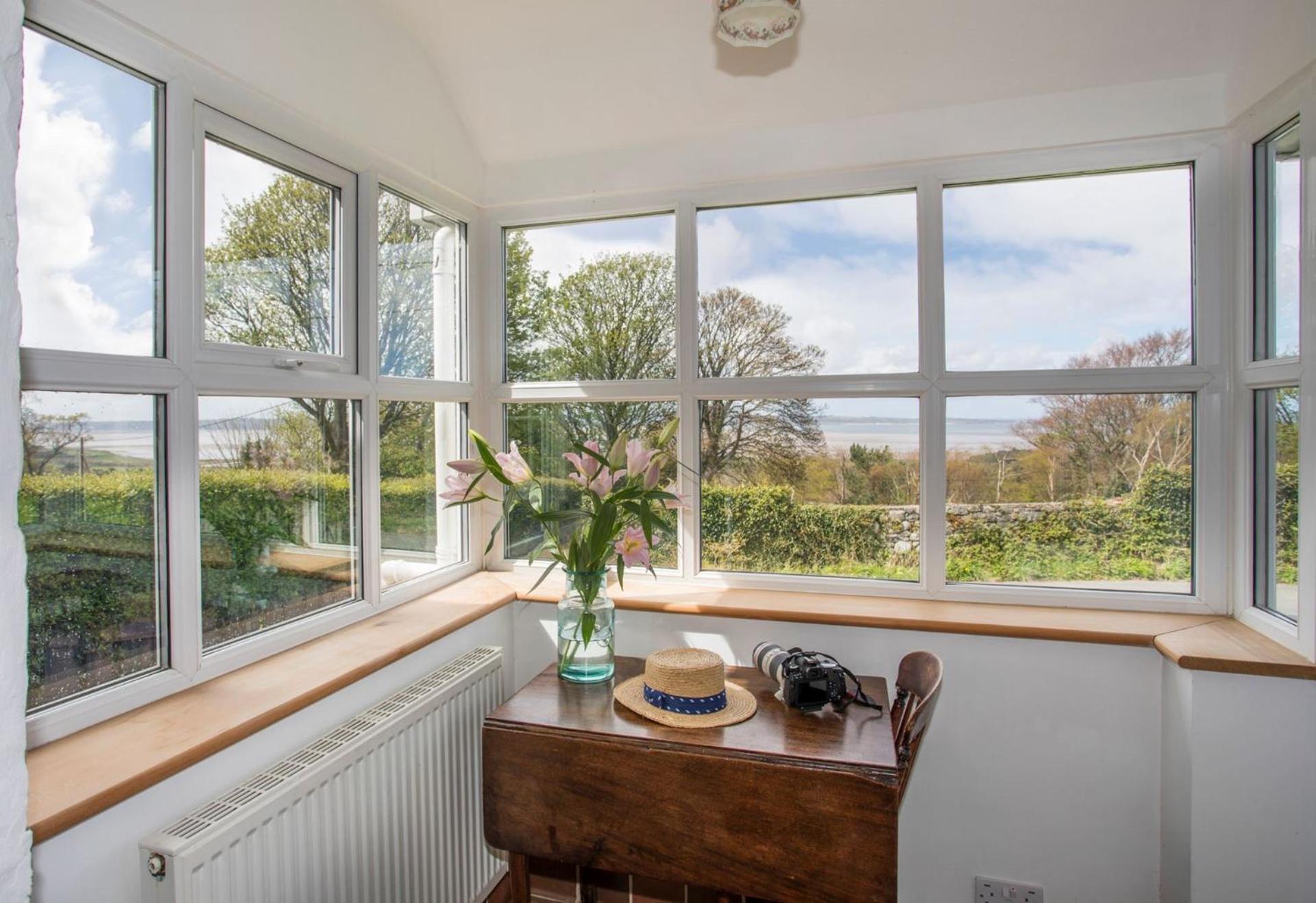 Holiday home Uwch-y-mor